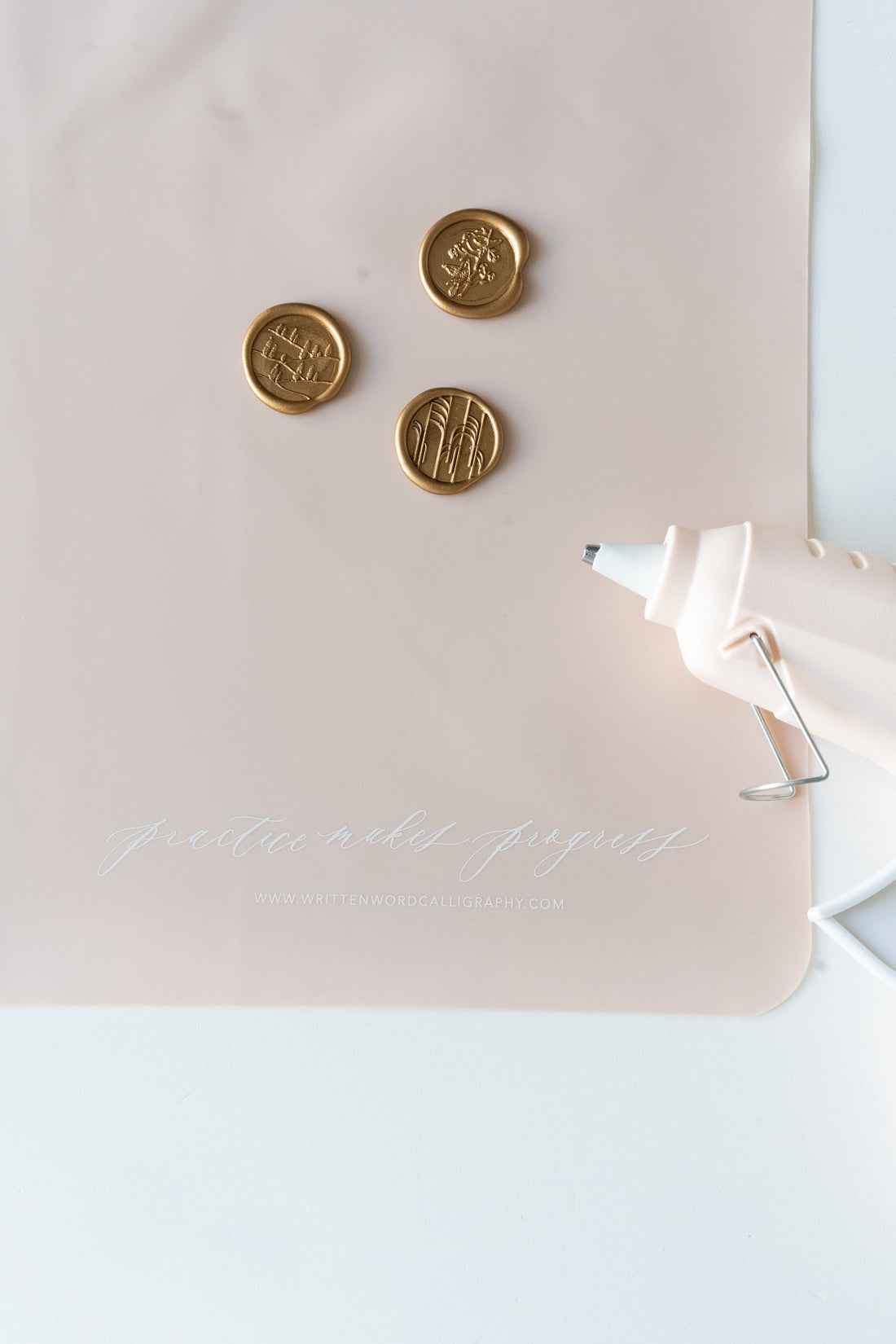Wax Seal Tips: How to Make Wax Seals in Bulk