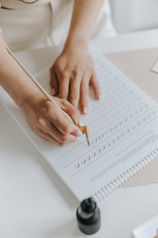It's your sign to learn calligraphy at 30% off!