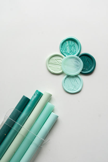 Deep Lagoon Sealing Wax (Box of 5 Sticks)