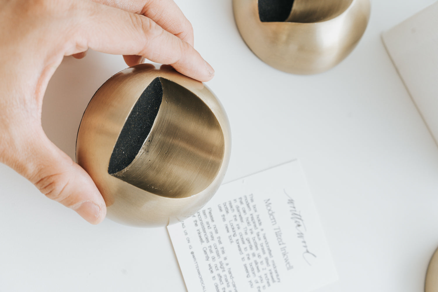 Modern calligraphy brass tilted inkwell for dip pen ink control, ergonomic ink holder for lettering
