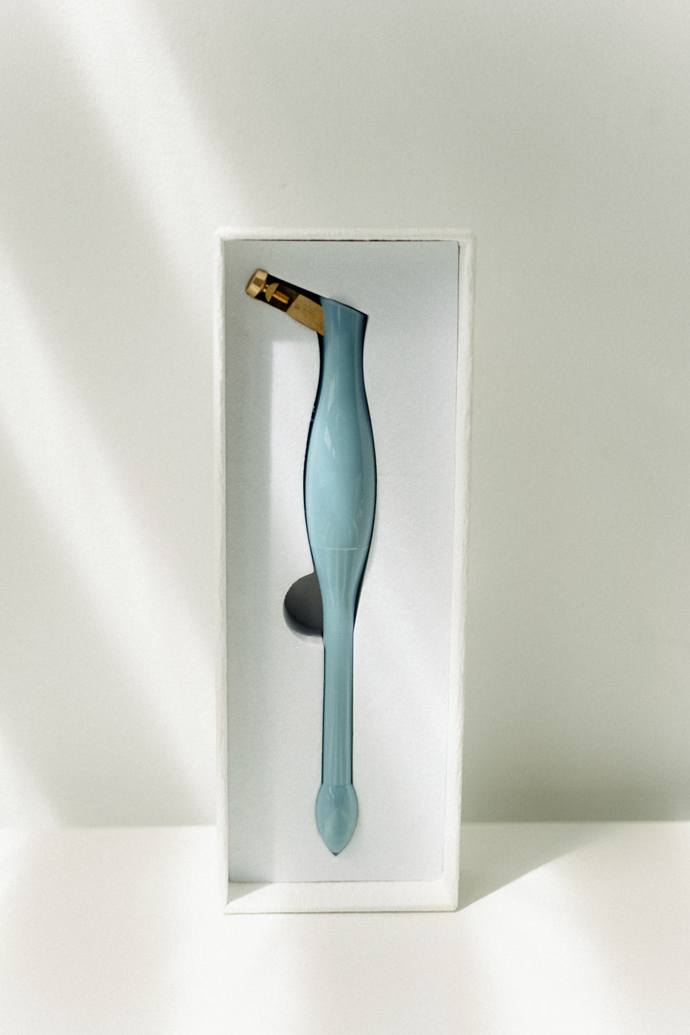 Dusty blue universal calligraphy pen holder designed for modern calligraphy and interchangeable nibs.